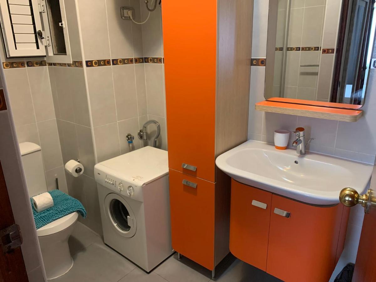 Apartamentos Miranda Es Pujols Bagian luar foto