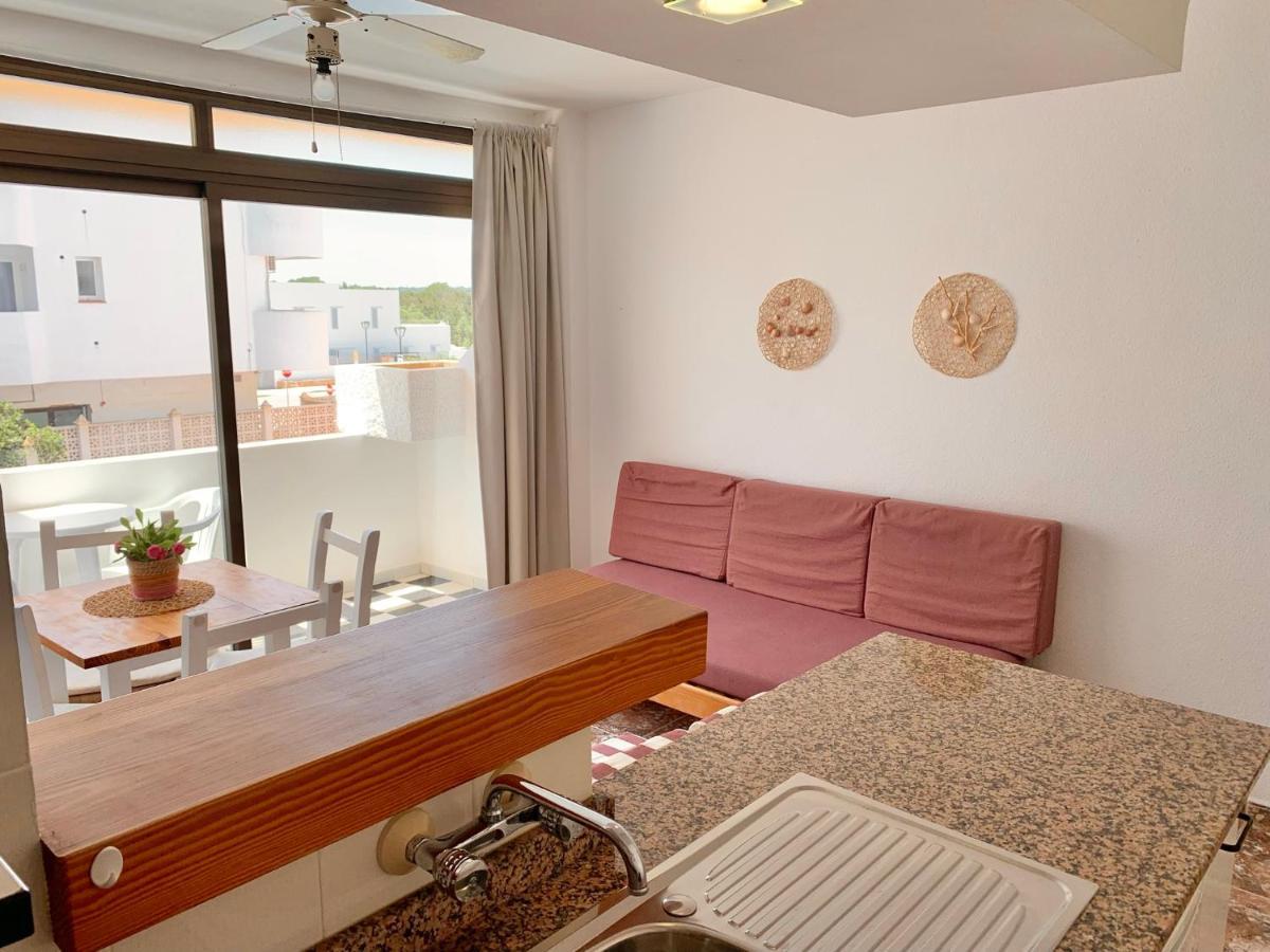 Apartamentos Miranda Es Pujols Bagian luar foto