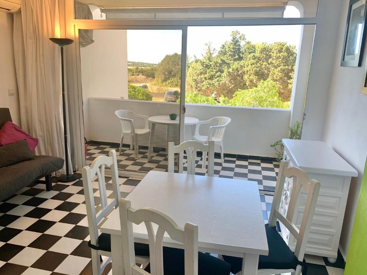 Apartamentos Miranda Es Pujols Bagian luar foto
